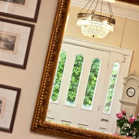 White 3* Bowness-on-Windermere