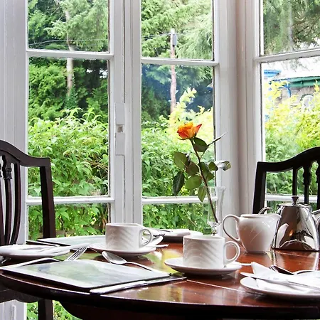 White 3* Bowness-on-Windermere